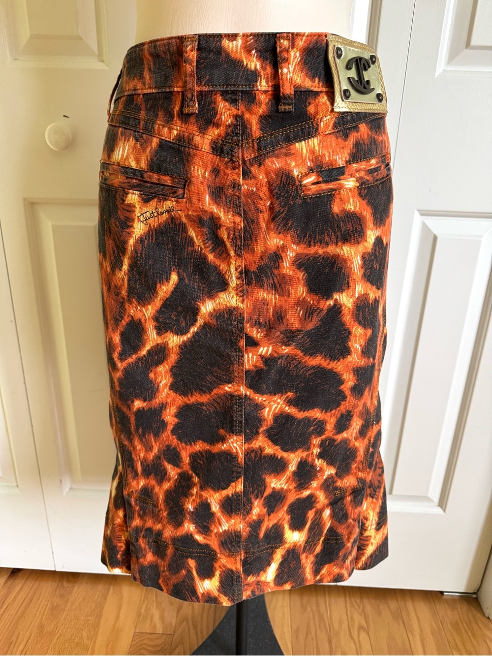 JUST CAVALLI Orange Leopard Denim Button-Front Skirt 8/44 EUC - Picture 2 of 11